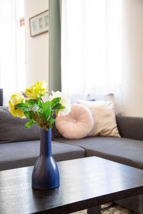 Central Gozsdu Aparment By Quentin Homes Budapest Luaran gambar